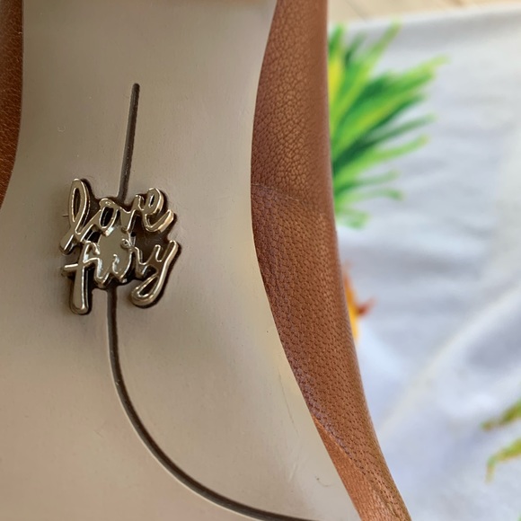 Nine West, Platform Stiletto - Picture 3 of 7